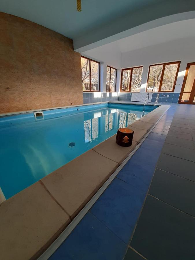 Pensiunea Montan din Bran,sat Simon SPA indoor Bran  Bagian luar foto