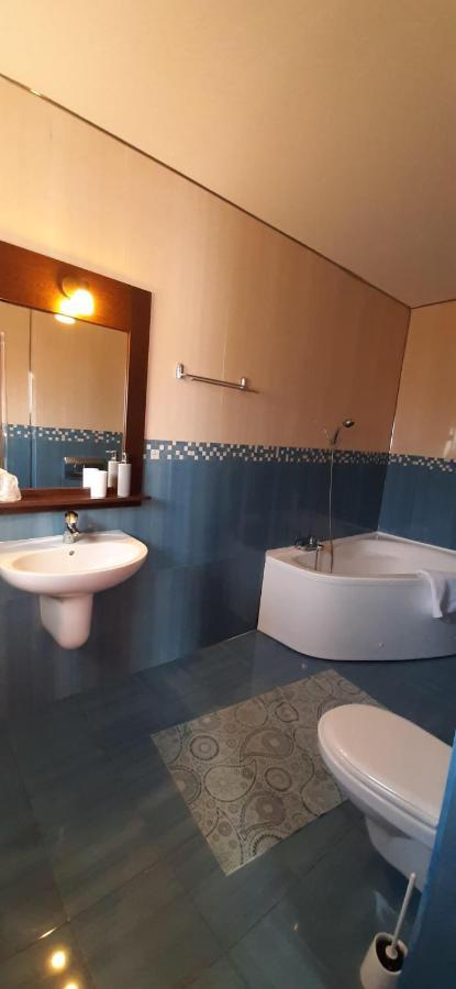 Pensiunea Montan din Bran,sat Simon SPA indoor Bran  Bagian luar foto