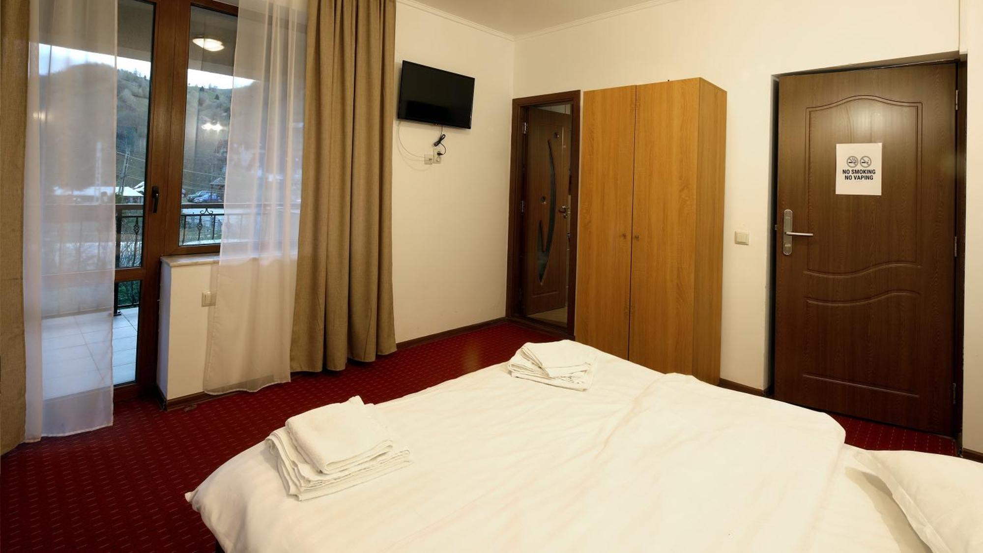 Pensiunea Montan din Bran,sat Simon SPA indoor Bran  Bagian luar foto