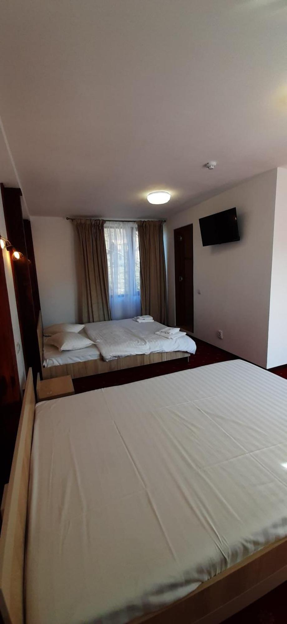 Pensiunea Montan din Bran,sat Simon SPA indoor Bran  Bagian luar foto